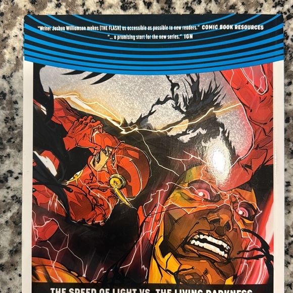 The Flash TPB Volumes 1 & 2 - Picture 5 of 6